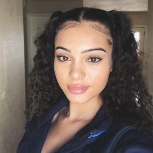 Meet your Posher, Jazmin